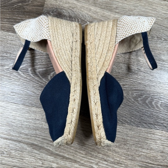Viscata Espadrille 7.5 Navy/Tan Canvas Wedge Ankle Strap Closed Toe Nautical - Picture 3 of 9